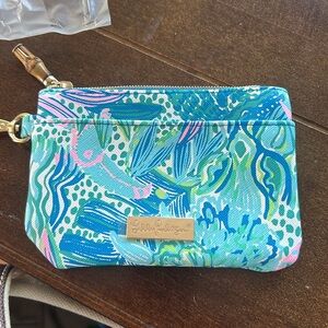 NWT Lilly Pulitzer zip top wallet